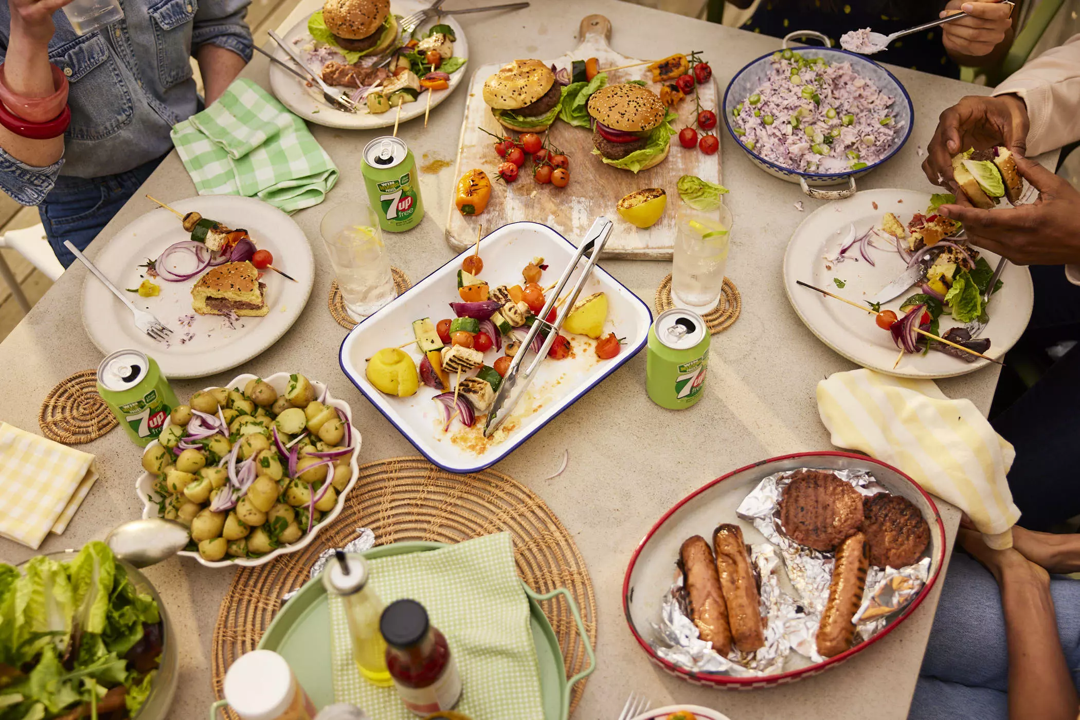 2022 03 16 pepsico 7up shot 15 bbq food promo can 124 Jack Terry 7UP - Friends Food Fizz